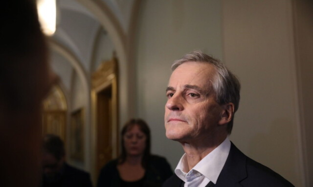 image: Kilder til Dagbladet: Ap-ledelsen tror ikke regjeringen må gå
